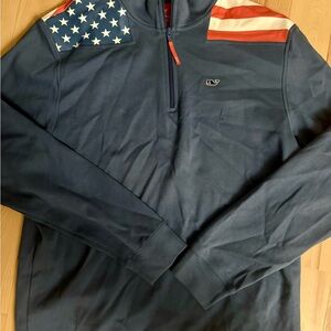 Vineyard Vines Men’s American flag quarter zip size M